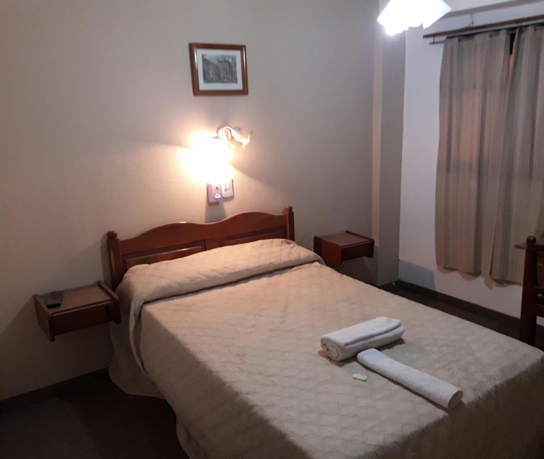 Termas de Río Hondo Hotel Daives מראה חיצוני תמונה
