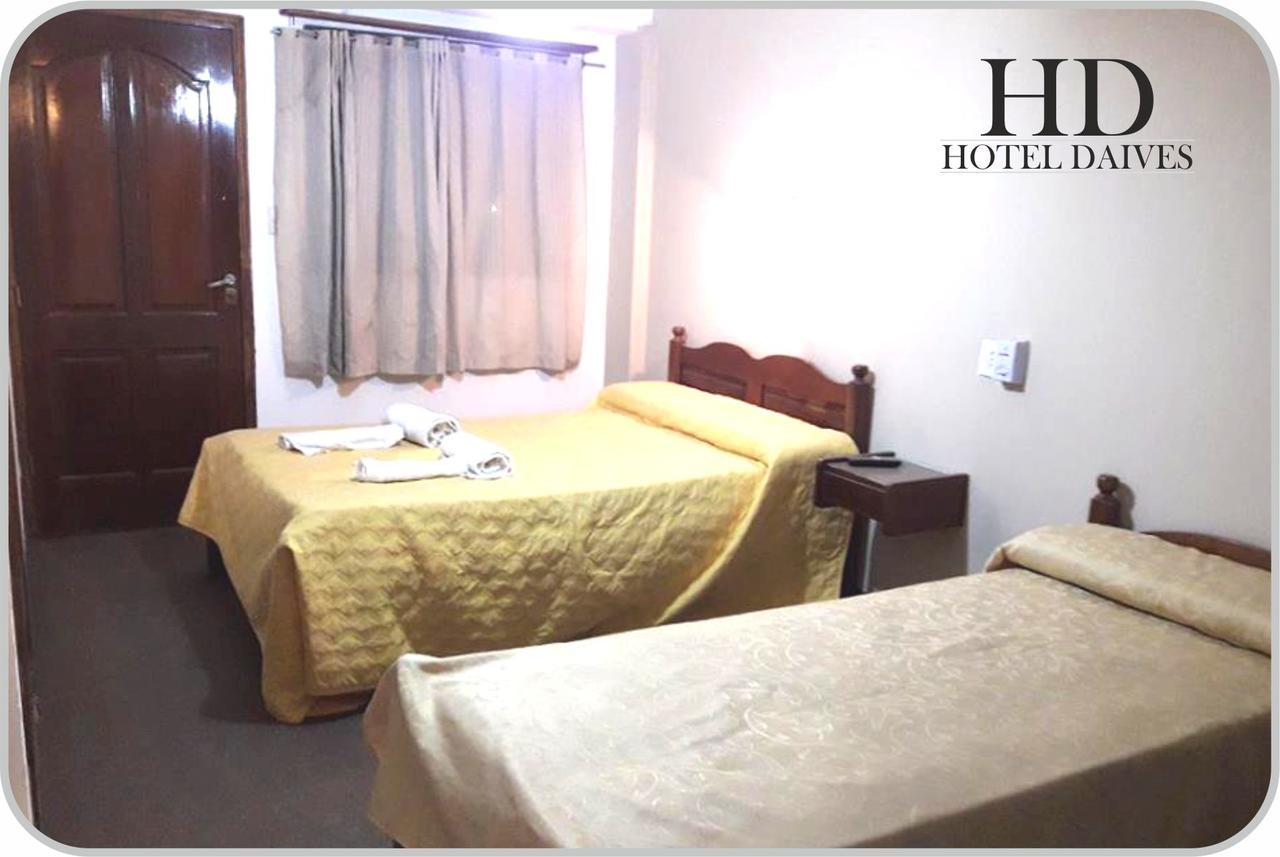 Termas de Río Hondo Hotel Daives מראה חיצוני תמונה